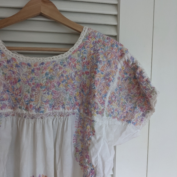 Vintage embroidered maxi dress - Picture 4 of 6